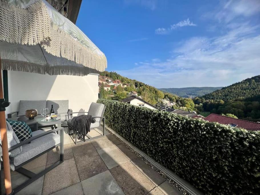 Apartmán Wohnen Im Schwarzwald Mit Panoramablick Bad Herrenalb Exteriér fotografie
